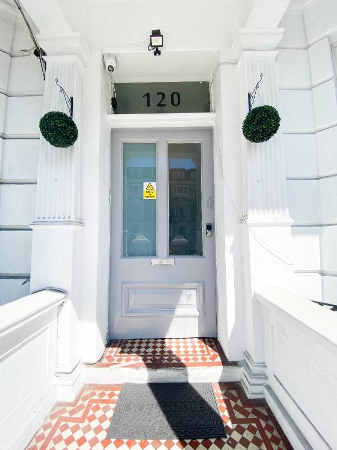 Appartamento Cozy Flat Holland Road Close To Westfield