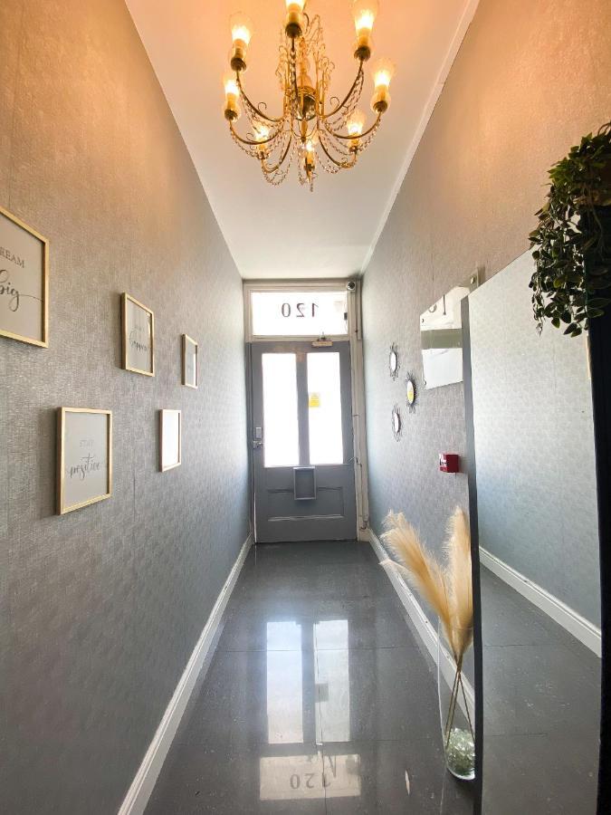 Appartamento Cozy Flat Holland Road Close To Westfield Londra
