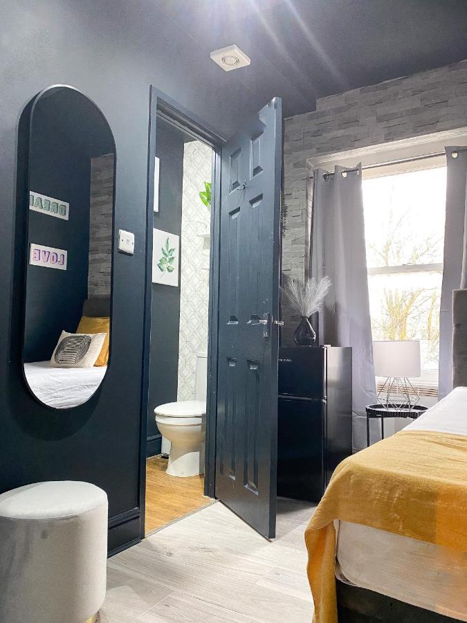 Appartamento Cozy Flat Holland Road Close To Westfield