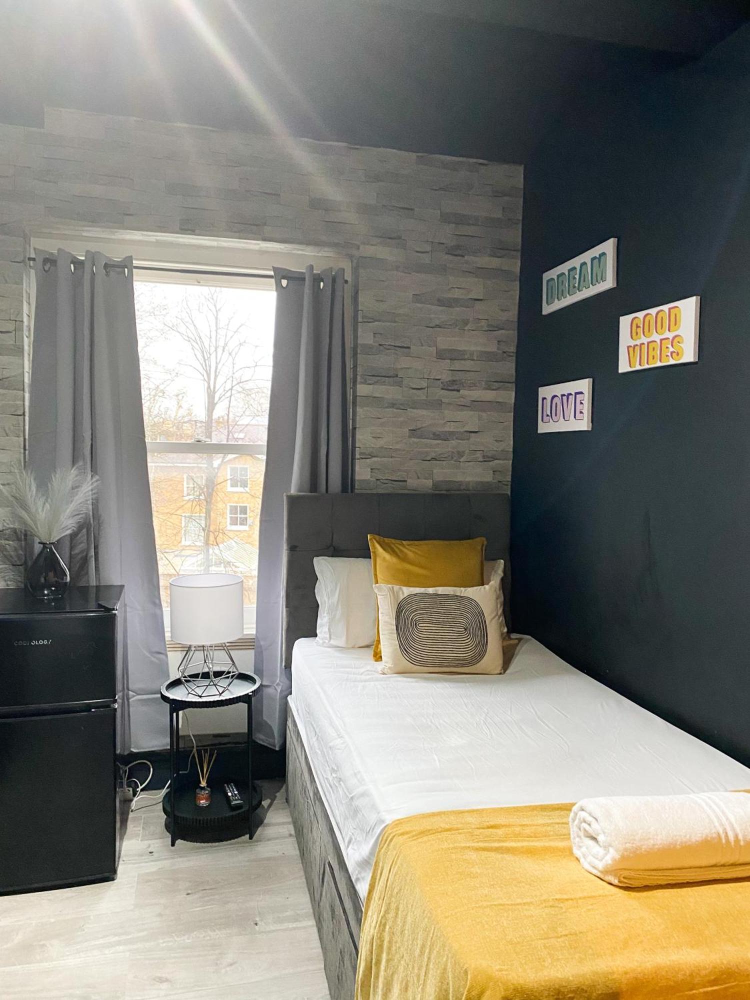 Cozy Flat Holland Road Close To Westfield Appartamento *